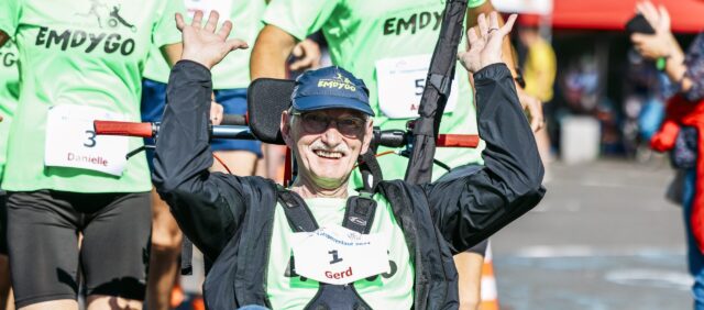 Bild für den Artikel: Bewegung verbindet weil… andere mich bewegen und das bewegt mich. – Gerd A.